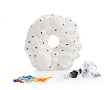 Load image into Gallery viewer, Wreath w/Lights