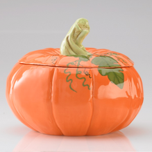 Load image into Gallery viewer, Pumpkin Tureen
